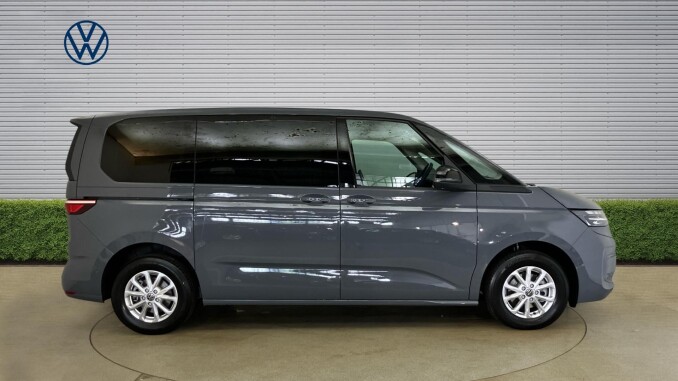 Volkswagen Multivan 2.0 TDI Life 5dr DSG Diesel Estate - Image 4